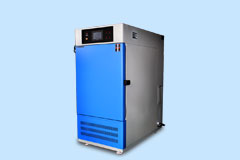 <b>用戶在使用藥品穩(wěn)定性試驗(yàn)箱時(shí)應(yīng)注意哪些？</b>